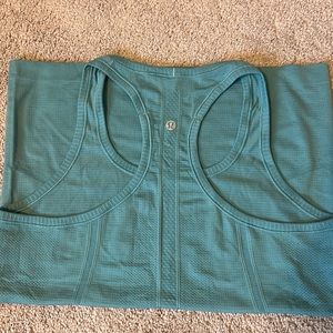 Swiftly Tech Racer Back Tank 2.0 Size 8 medium blue green